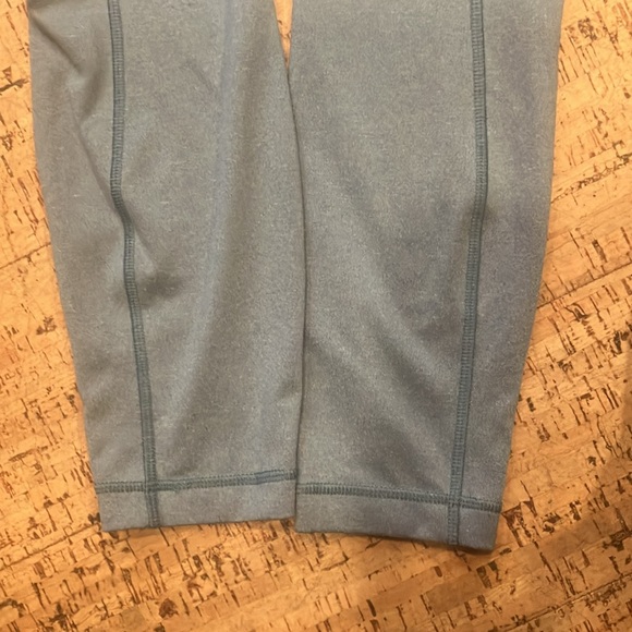 Patagonia lightweight pack out tight leggings - Picture 8 of 9